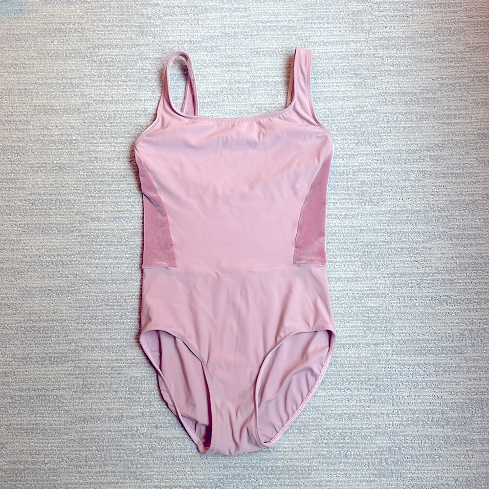 Elevé Leotard size M